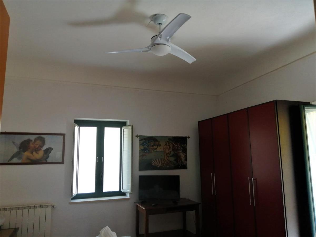Casa Vacanze, In Centro Citta Caltanissetta Luaran gambar