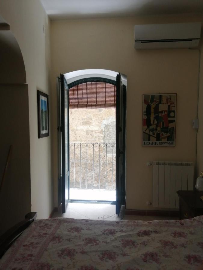 Casa Vacanze, In Centro Citta Caltanissetta Luaran gambar