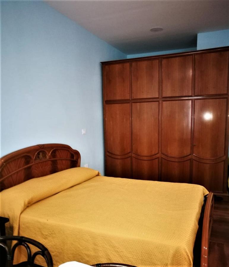 Casa Vacanze, In Centro Citta Caltanissetta Luaran gambar
