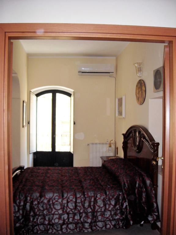 Casa Vacanze, In Centro Citta Caltanissetta Luaran gambar