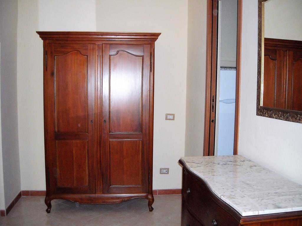 Casa Vacanze, In Centro Citta Caltanissetta Luaran gambar