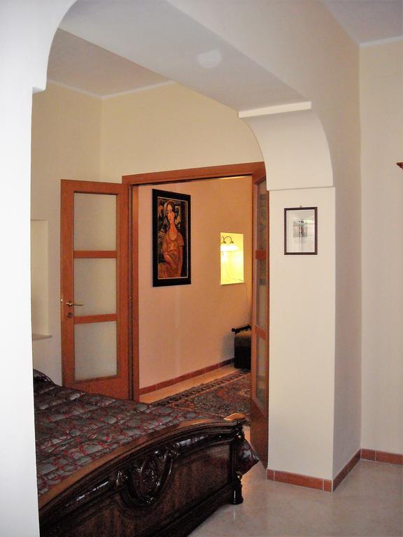 Casa Vacanze, In Centro Citta Caltanissetta Luaran gambar