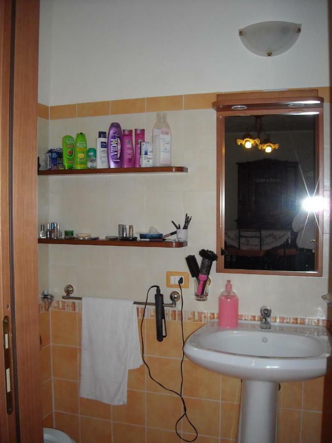 Casa Vacanze, In Centro Citta Caltanissetta Luaran gambar