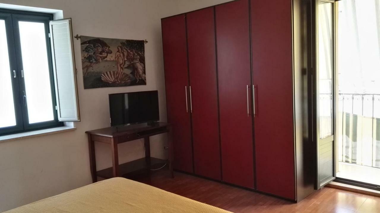 Casa Vacanze, In Centro Citta Caltanissetta Luaran gambar